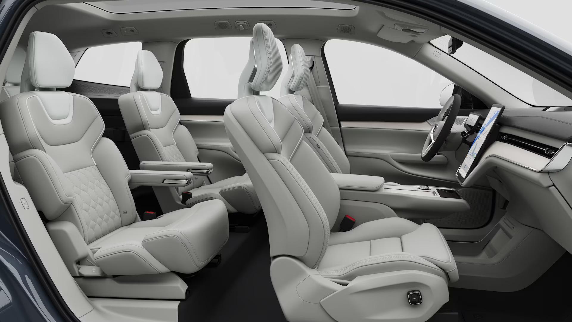 Read more about the article 6 Top Cars Featuring Captain Seats for a Luxurious Ride