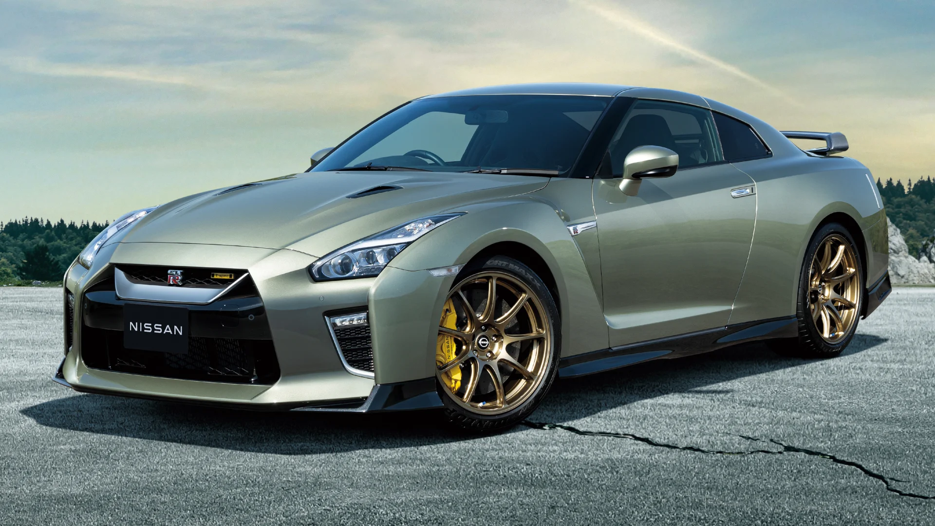 Read more about the article Top 6 Nissan Sports Car Models of All Time