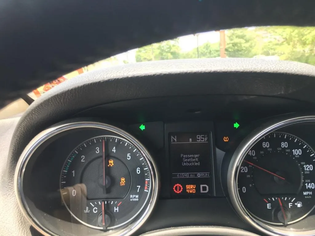 jeep grand cherokee won't start but has power