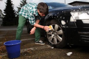 how much to tip car wash