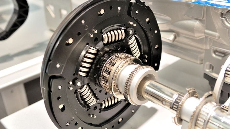 Read more about the article How Much Does it Cost to Replace a Clutch: Detailed Guide